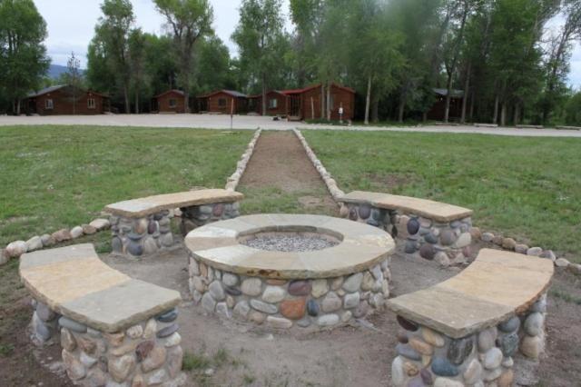 דריגס Teton Valley Cabins מראה חיצוני תמונה